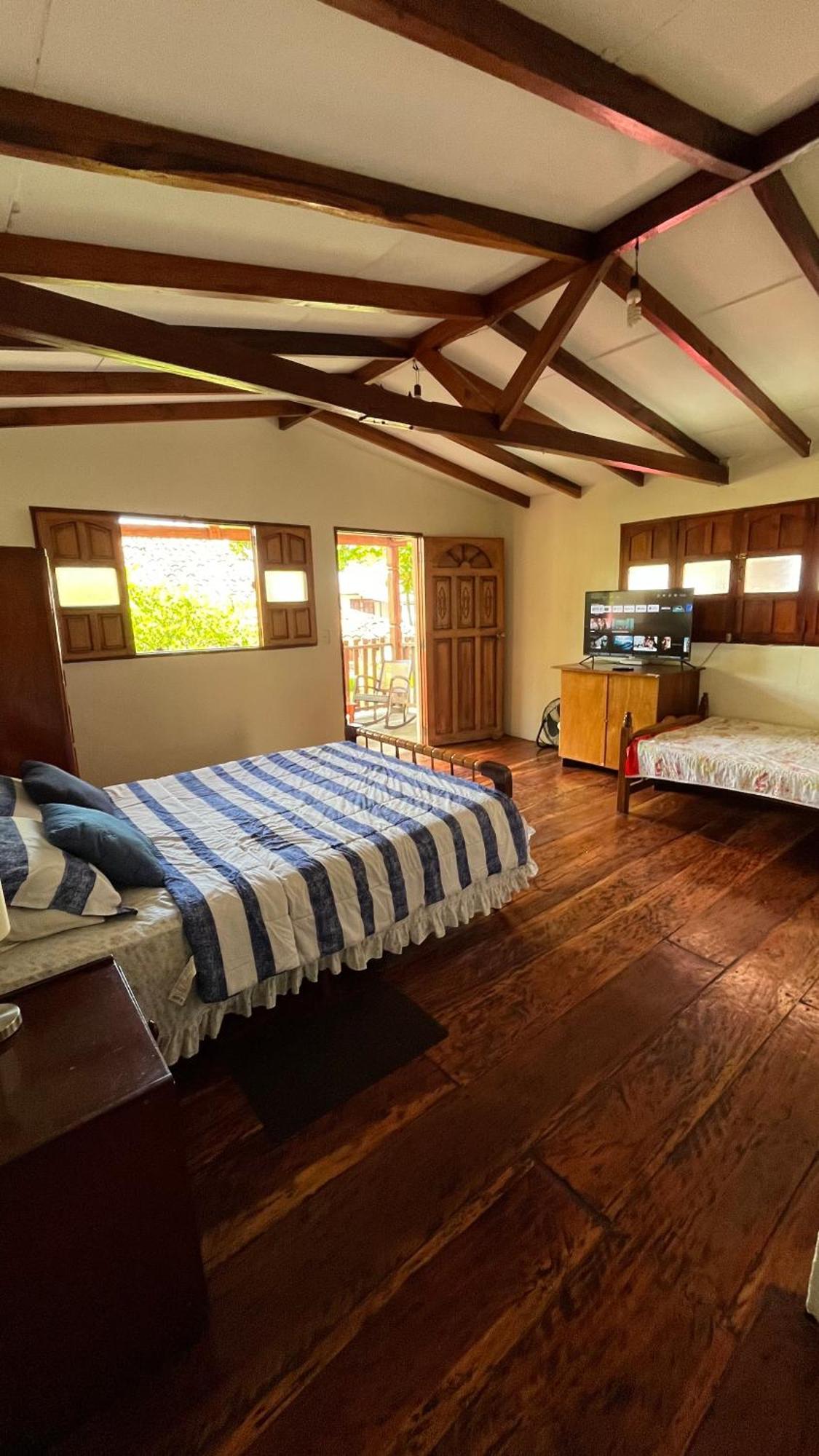 Casa De Playa Los Moncada León Kültér fotó